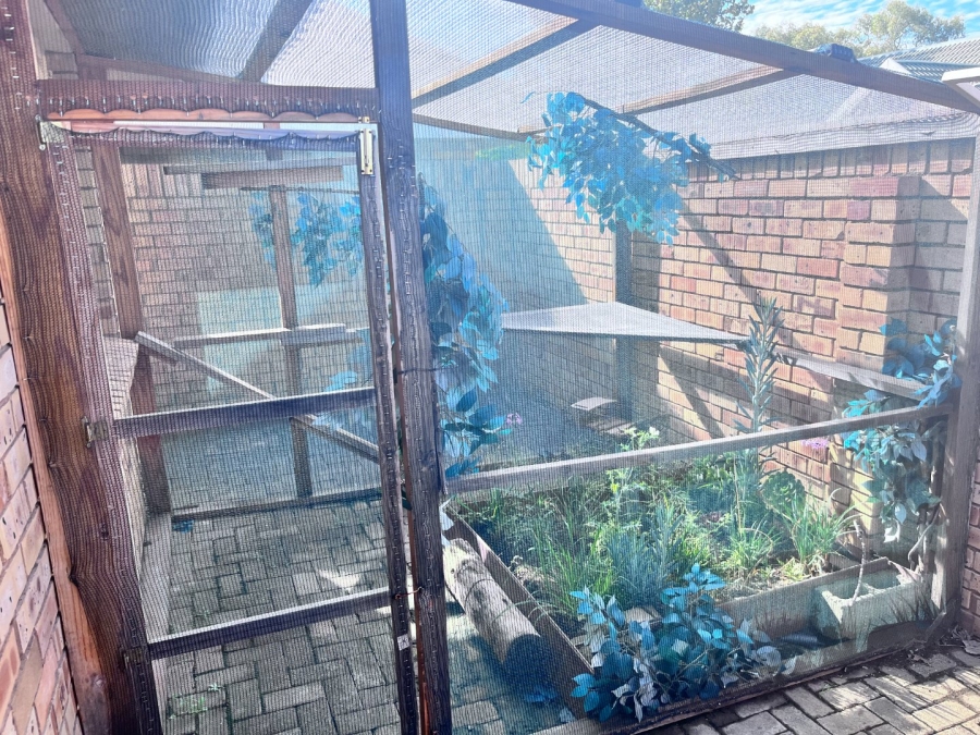 2 Bedroom Property for Sale in Heuwelsig Free State